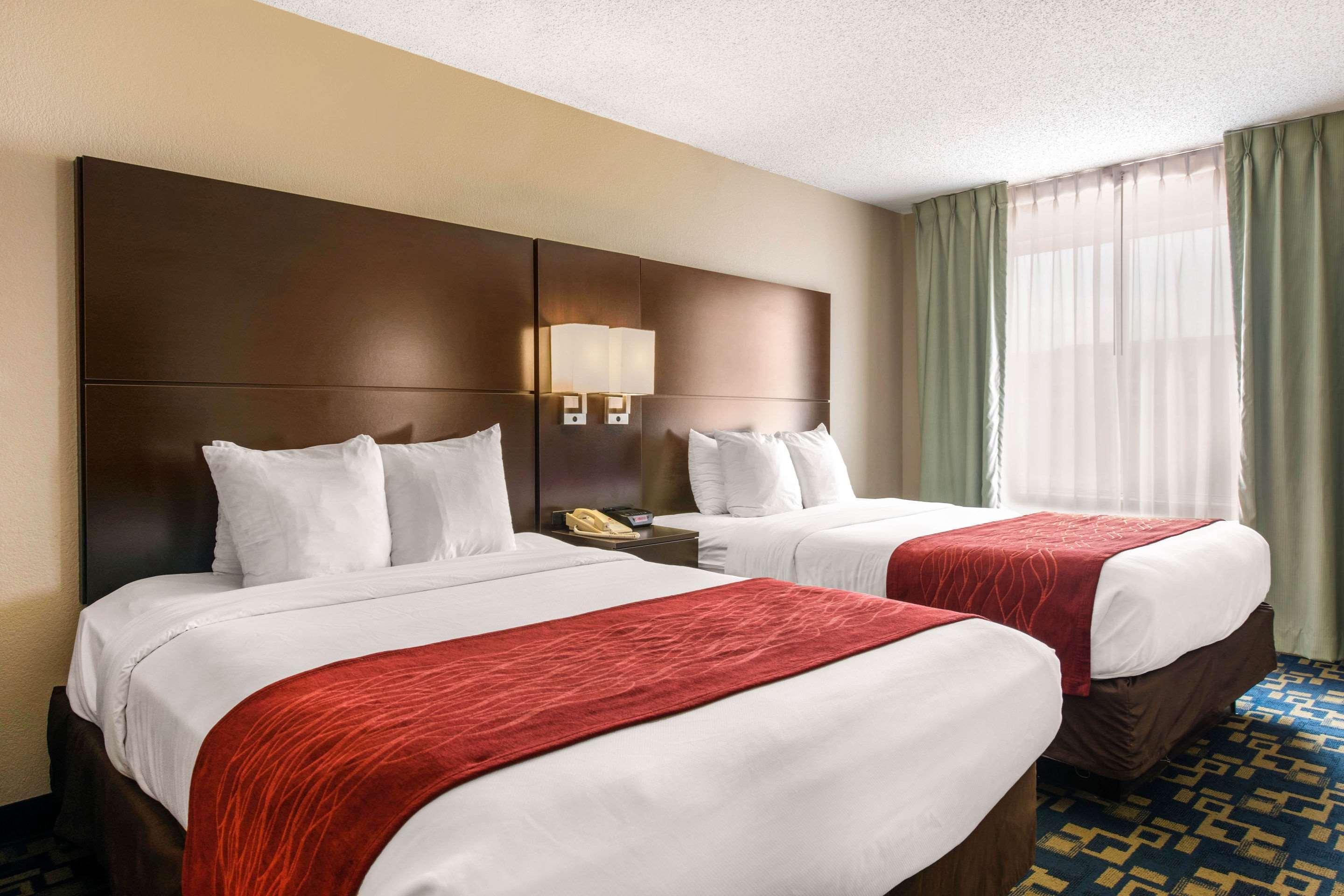 Comfort Inn & Suites Near Universal Orlando Resort-Convention Ctr Екстер'єр фото